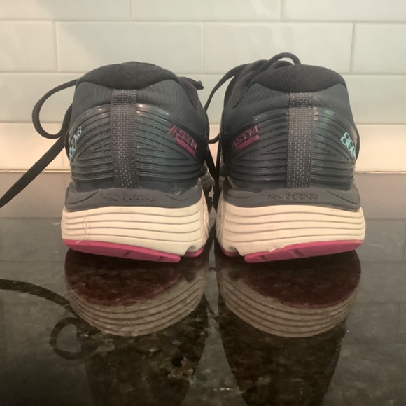 860v8 Black/Poisonberry Shoes ASYM Counter Size 9 - Picture 3 of 12